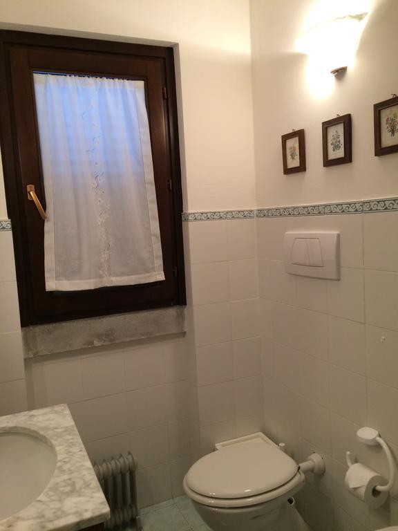 Mecenate 69 Suite Arezzo Szoba fotó